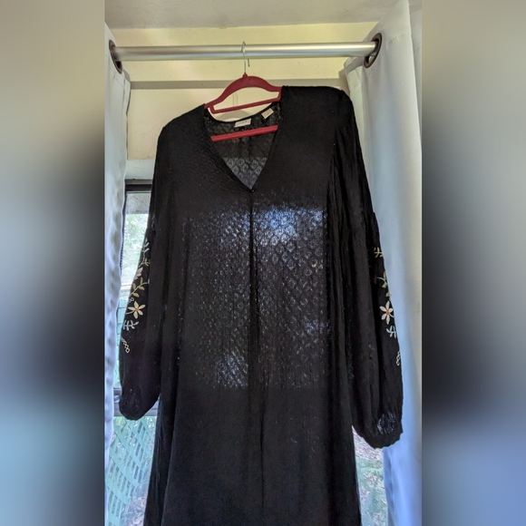 Long Light Cardigan by Daytrip Black Textured. Size M. - Picture 12 of 12